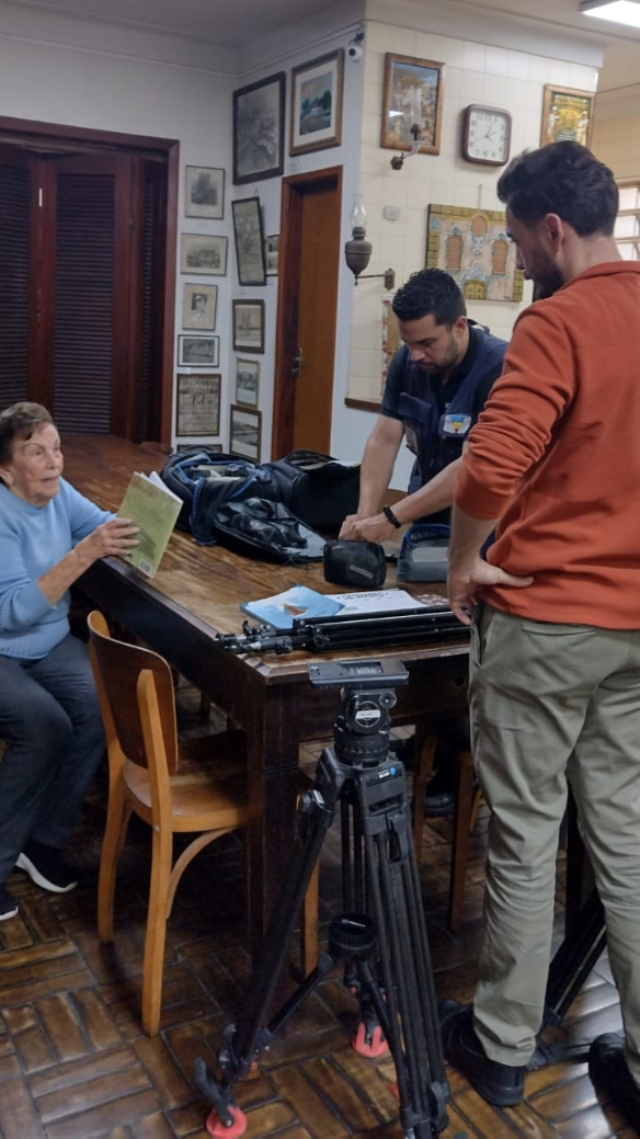 Entrevista sobre o livro “Lembranças de Nossa Senhora Aparecida” será exibida pela TV Vanguarda